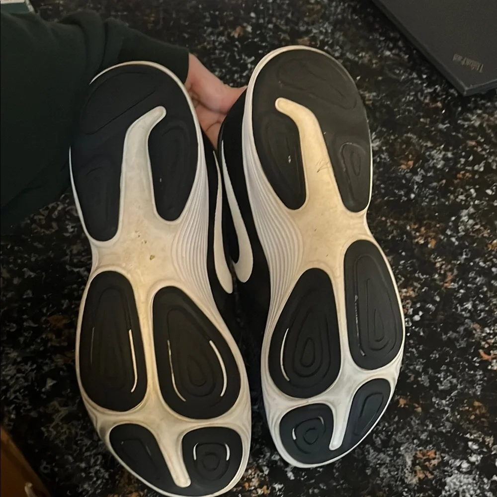 Nike Black Sneakers